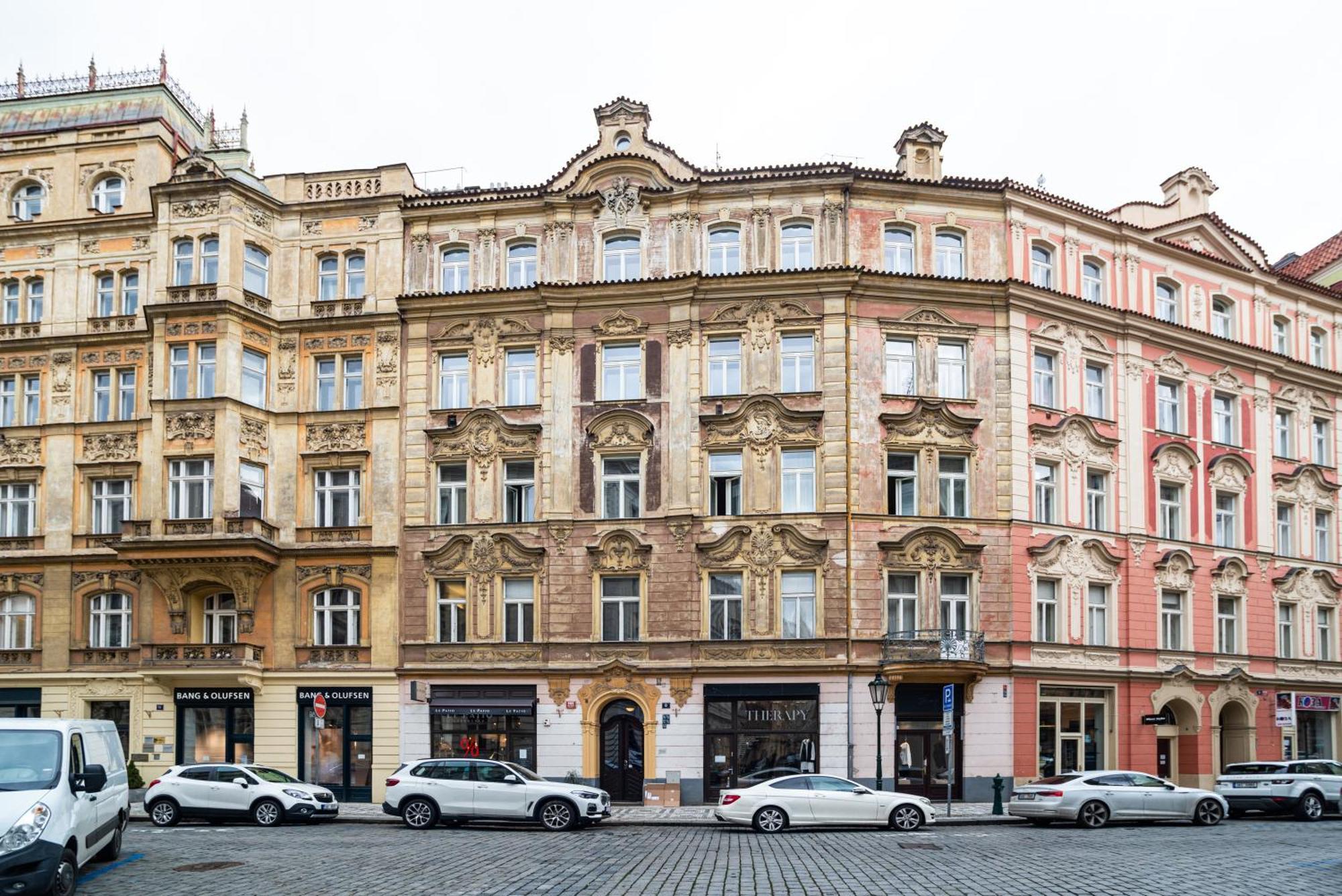 Quiet Apartment In The Old Town Прага Екстериор снимка