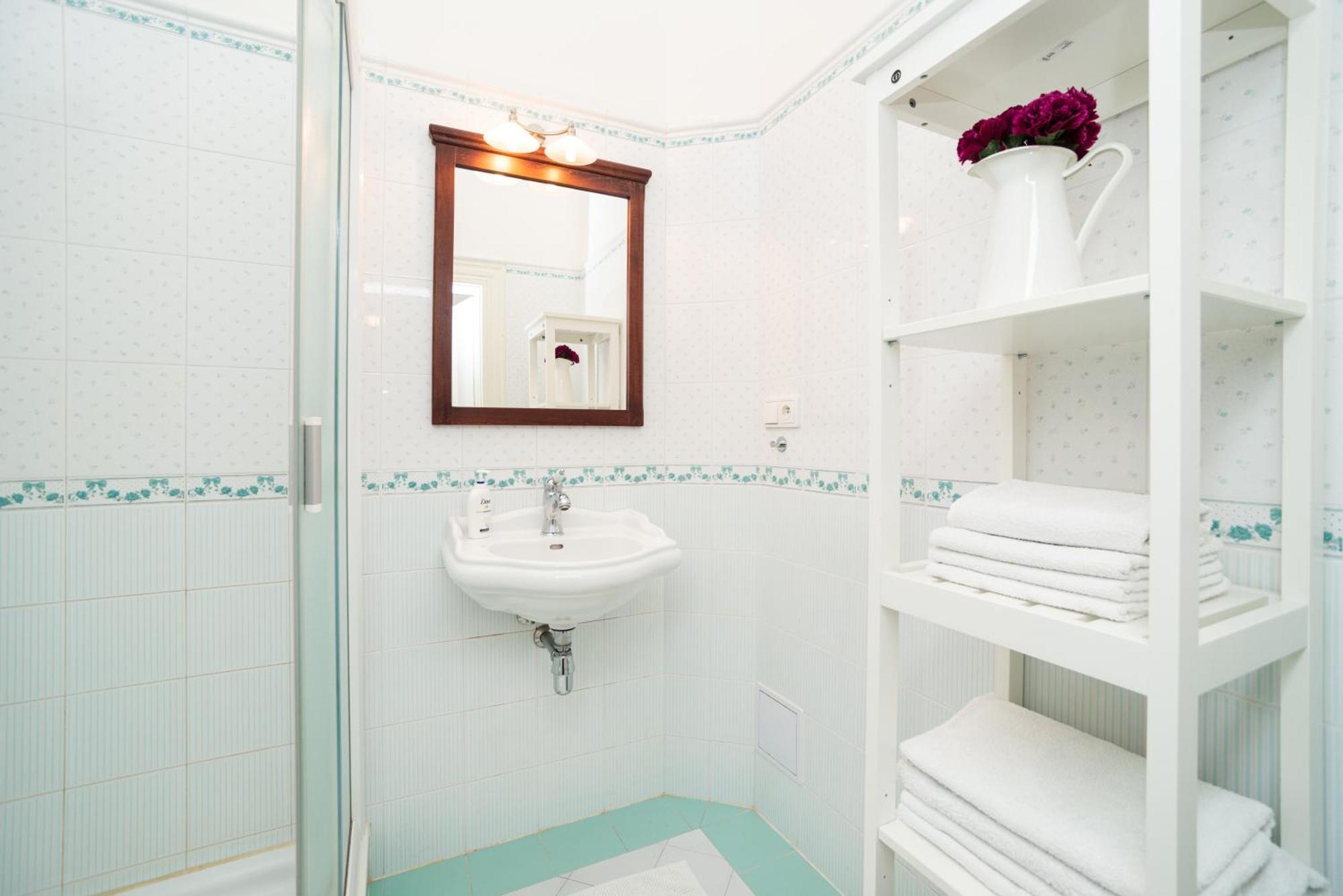 Quiet Apartment In The Old Town Прага Екстериор снимка